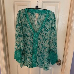 Chico’s Pullover Shirt